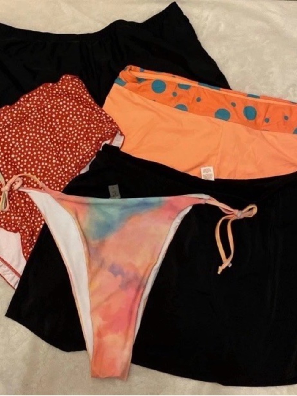 Women’s 5 Piece Lot Of Bikini Bottoms